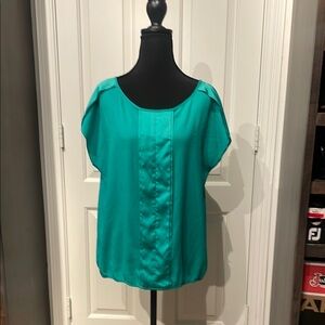 Ann Taylor Boxy Cap Sleeve Blouse in Green (A)